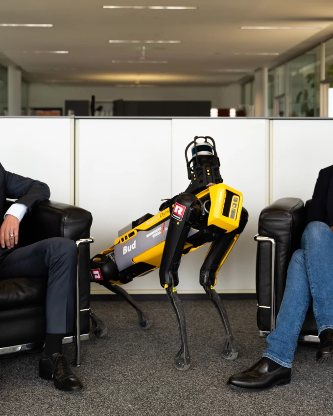 Ernst Thurnher und Hubert Rhomberg (v.l.), Geschäftsführer der Rhomberg Holding, ziehen positive Bilanz des Geschäftsjahres 2019/20. Ernst Thurnher und Hubert Rhomberg (v.l.), Geschäftsführer der Rhomberg Holding, ziehen positive Bilanz des Geschäftsjahres 2019/20.